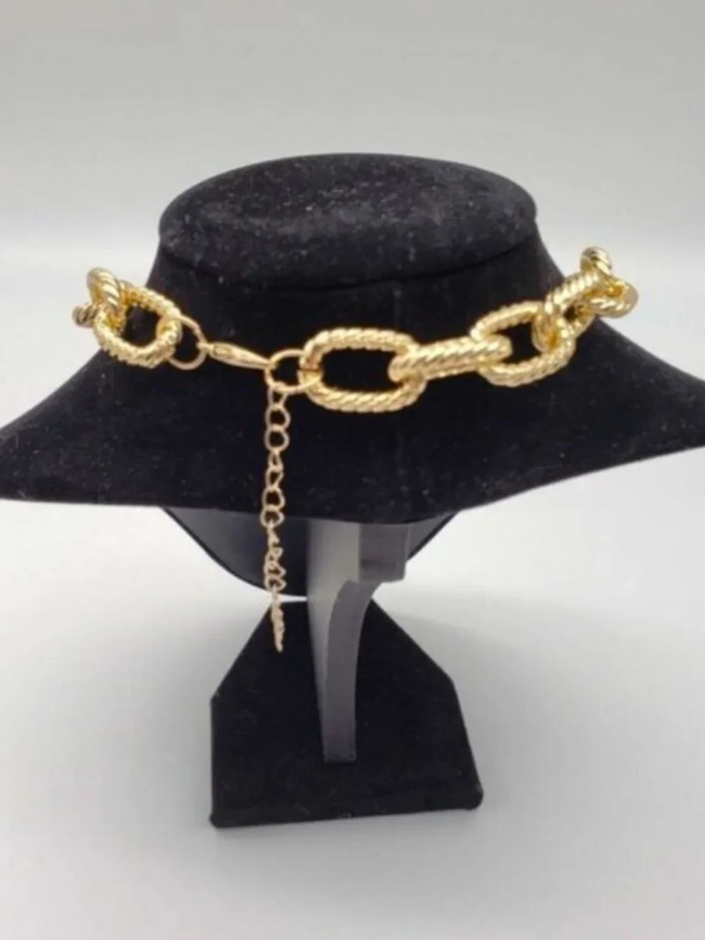Authentic Louis Vuitton Lock and Key Gold Color with Gold Plated Chain Necklace
